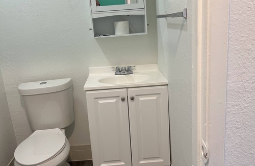 North Austin Civic Association Hotel | La Unica