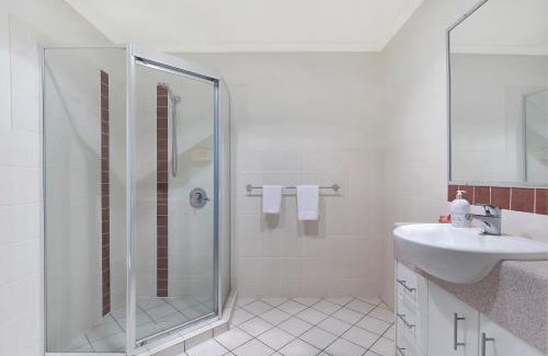 Redcliffe Apartment | La Vida on Anzac