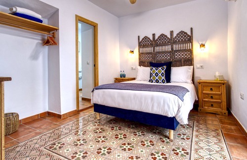 Canillas de Aceituno Bed & Breakfast | La Vieja Botica Bed & Breakfast