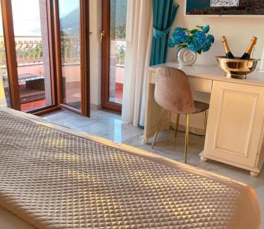 Casola di Napoli Bed & Breakfast | La Vigna del Vento