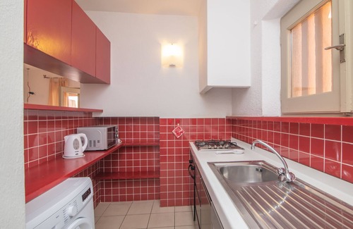 Palau Apartment | La Vigna Rosso by Interhome