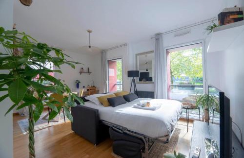 Bourg-l'Eveque Apartment | La Vilaine