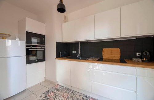 Bourg-l'Eveque Apartment | La Vilaine