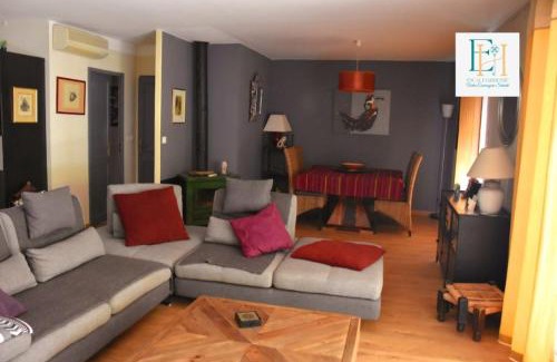 Saint-Bauzille-de-Montmel Villa | La Villa des Garrigues