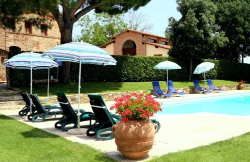 Lucignano Villa | La Villa, a charming villa with swimming pool