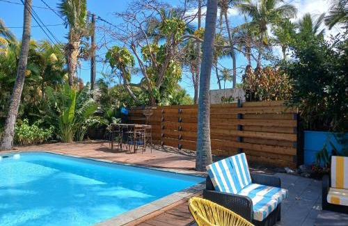 Etang Sale Les Bains Villa | La villa de Claude, charmante villa créole Etang Salé les Bains