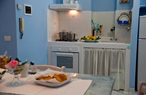 Taranto Apartment | La Villa Della Meda
