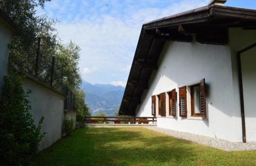 Bolognano-Vignole Bed & Breakfast | La Villa