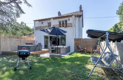 Thesee Villa | La Villa Romaine, Jacuzzi 15 min du Zoo de Beauval