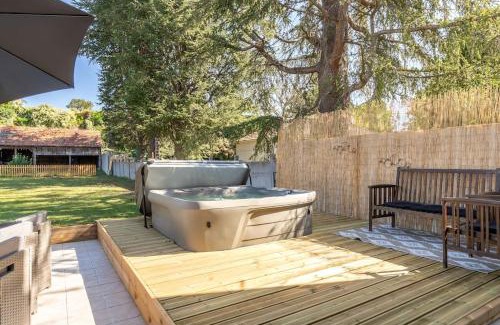 Thesee Villa | La Villa Romaine, Jacuzzi 15 min du Zoo de Beauval