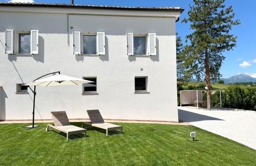 Fabriano Apartment | La Villa Suite 1