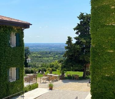 Borgo Trento House | La Vineria di San Mattia