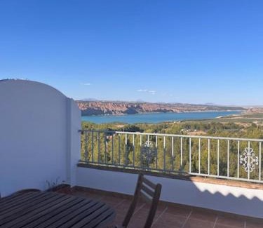 Freila Apartment | La Vista Del Lago - Lake Negratin View