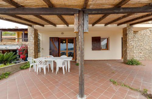 Torre dei Corsari Apartment | La vista di Mondo