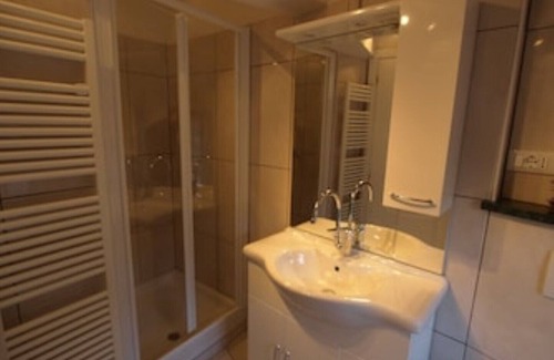 Varavo Superiore Condo | "La Vista" in the country house, 75 sqm, pool, WiFi, air conditioning, video 360 degrees