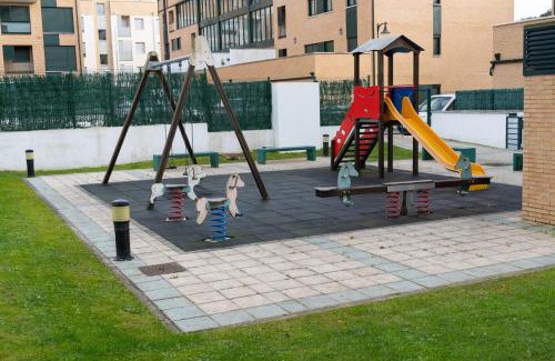 Posada de Llanes Apartment | La Xalda, apartamento con piscina a 10 km de Llanes VUT-687-AS