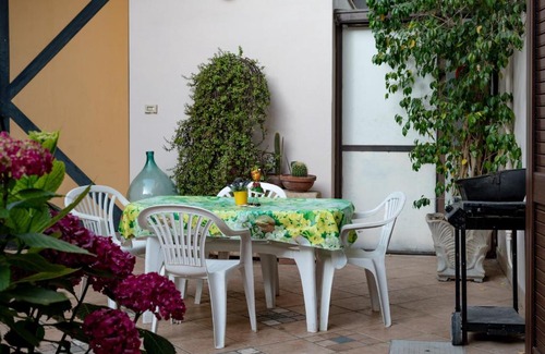 Aradeo House | La Yucca