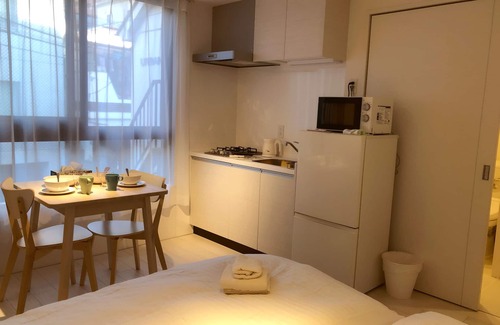 Nishi-Shinjuku Apartment | LA201 東京新宿にある、新しく快適なお部屋。都内観光にも便利な立地です。