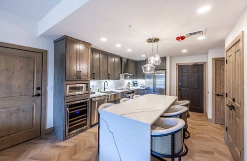 Park City Condo | *Labor Day Sale* Free Activities with every Stay—Book Now, Travel Anytime Through December 17th!