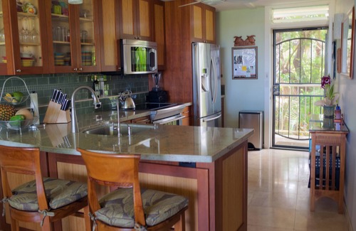 Kihei Condo | Labor Day Sale-Stunning ocean sunsets,@Wailea Beaches,Green, and Foodie Kitchen!
