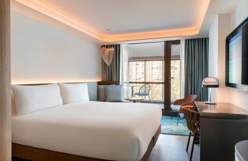 Sant Marti Hotel | Labtwentytwo Barcelona, a Tribute Portfolio Hotel