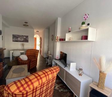 Almodovar del Rio House | LaCasa DeLola