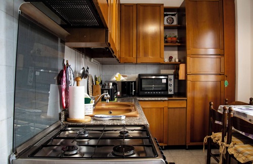 Varano Borghi Apartment | LaCasaDeiNonni - Lakes&Relax