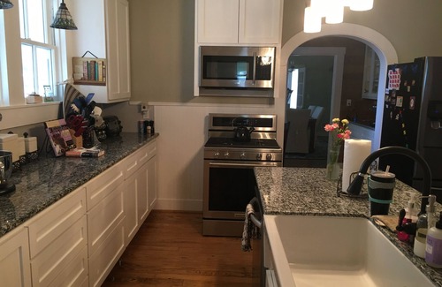 Carmine Bed & Breakfast | Lacey room of Cala Lily