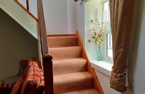Garrykennedy House | Lackaroe Cottage
