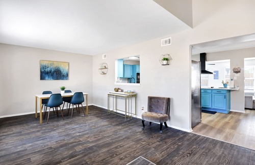 Southside House | Lackland Pool House 4 minutes from Lackland AFB