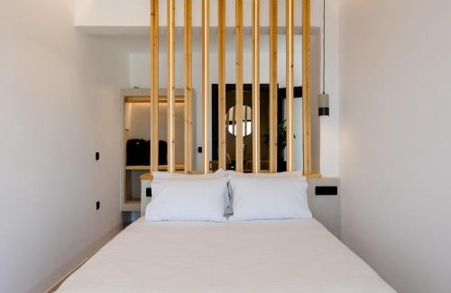Vourvoulos Apartment | Lackos Luxury Suites