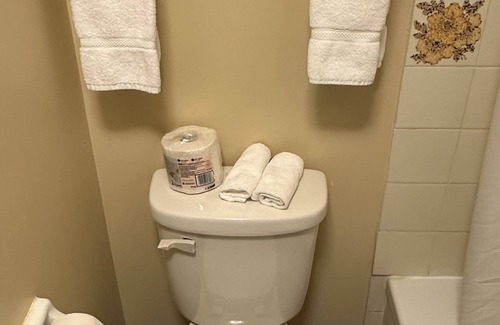 Lacombe Hotel | Lacombe Motor Inn