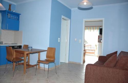 Vigklafia Apartment | Laconian Collection 'Applause Blue' Apartment