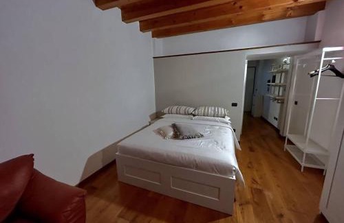 Citta Bassa Apartment | LaCoquette 31