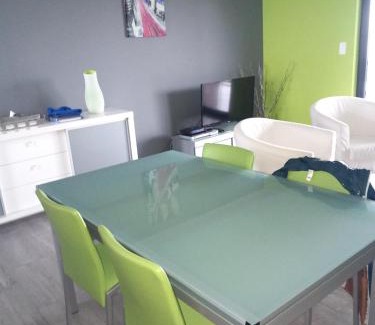 Froidchapelle Apartment | Lacs de l'eau d'heure B25