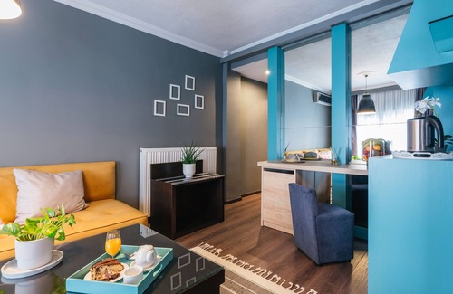 Ladadika Apartment | Ladadika Design