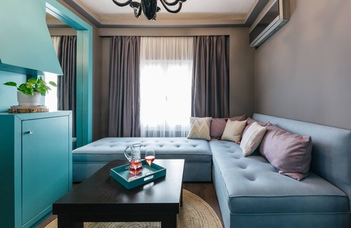 Ladadika Apartment | Ladadika Design