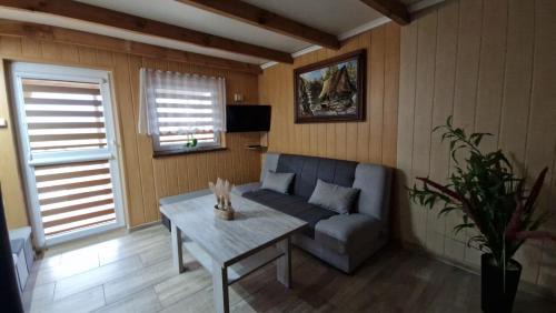 Lobozew Gorny House | Ladowe Chatki 1