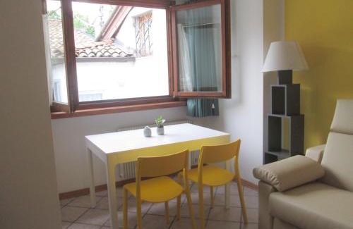 Trento Old Town Apartment | Lady Tulip - monolocale