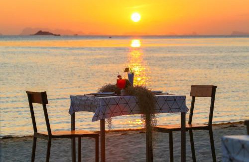 Srithanu Resort | Laemson Resort