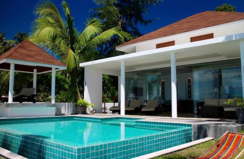 Thong Krut House | Laemsor Residence