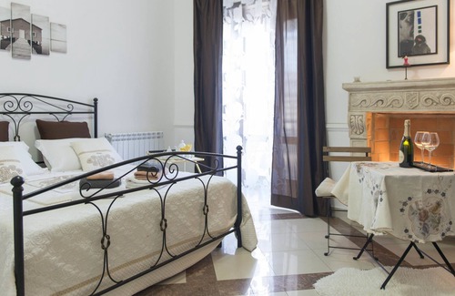 Aversa Bed & Breakfast | Laetitia Guest House 32