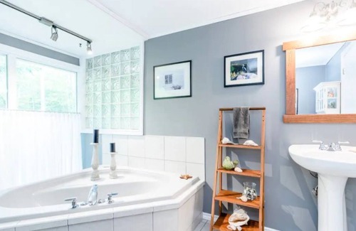 Tiny Cottage | Lafontaine Beach Rustic Vacation Chalet