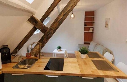 Troyes Apartment | Lafra - Charming & Intimate - Mon Groom