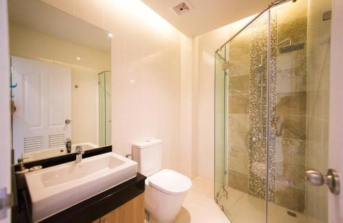 Nai Harn House | LAGO APARTMENTS BY TROPICLOOK