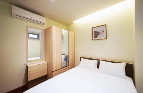 Nai Harn House | LAGO APARTMENTS BY TROPICLOOK