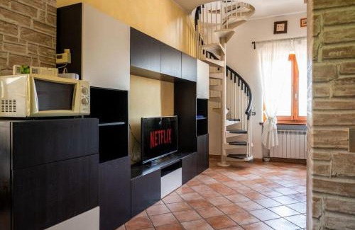 Agello House | [Lago Trasimeno 15 min.] Casa con A/C e Wi-Fi