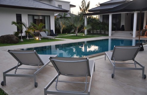 Rawai Villa | Lagoon - 3 BR Private Villa