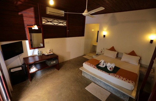 Tangalle Resort | Lagoon Paradise Beach Resort