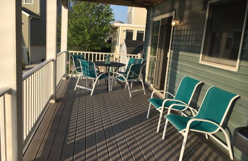 Beach Haven West House | Lagoon waterfront family vacation minutes to BEACH LBI